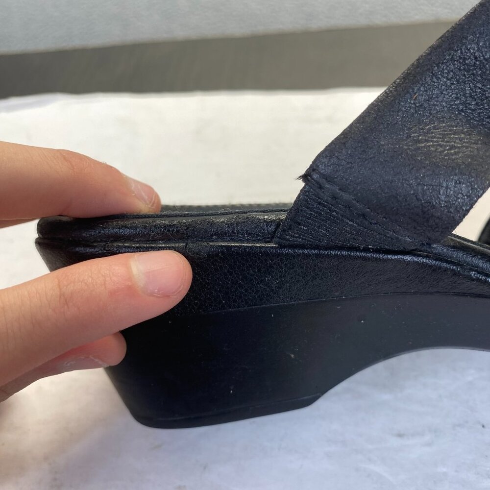 Clarks Women's Black Leather Sandals Size 7M,Comfort,Casual - Picture 10 of 16
